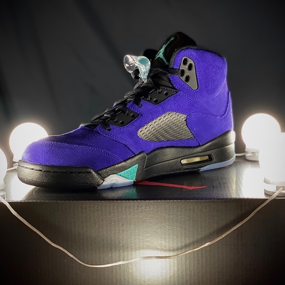 Jordan Retro 5 “Alternate Grape” - Picture 3 of 5